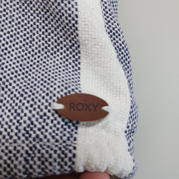 Roxy Hooded Top Women Size XS Blue White Stripes Short Sleeve Front Pocket - Picture 11 of 12